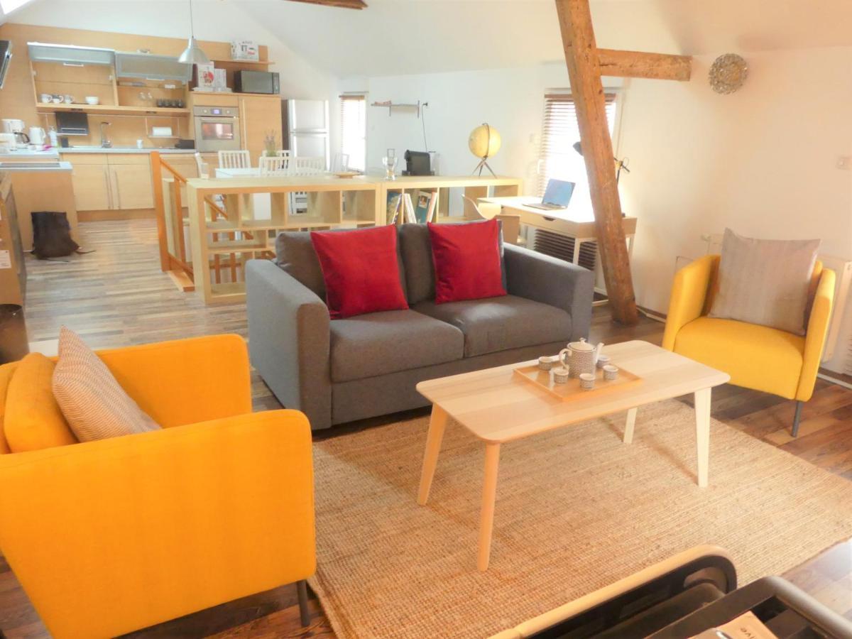 Maison de ville avec parking privé, fibre et Netflix Belfort Exterior foto